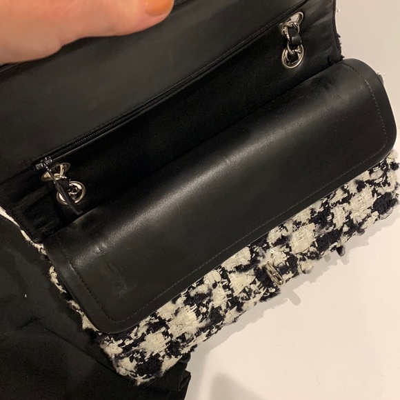 CHANEL 🖤 RARE Black White Tweed Sequins Houndstooth Quilted 2.55 Double Flap Bag - Picture 5 of 16
